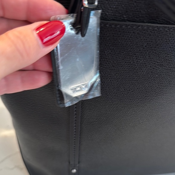 Tumi Sinclair Q Black Tote Bag with Sleek Design - Picture 2 of 14